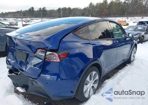 2024 Tesla Model Y Long Range Dual Motor All-Wheel Drive from USA, damaged, VIN 7SAYGDEE0RA247723